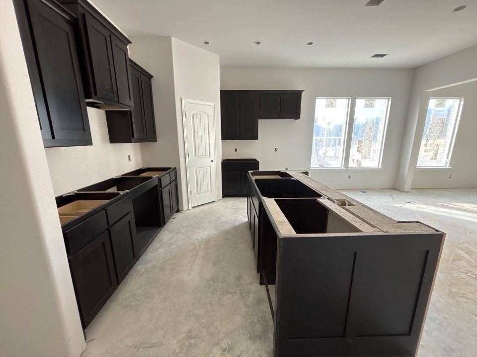 Weatherford, TX 76087,557 Waterford Park Boulevard