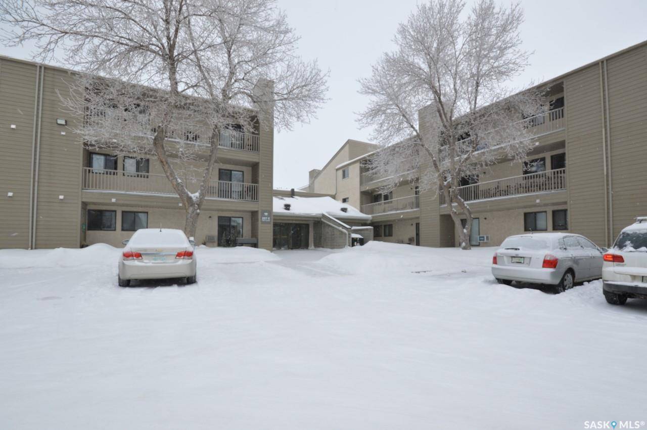 Saskatoon, SK S7H 5L8,207C Tait PLACE #210