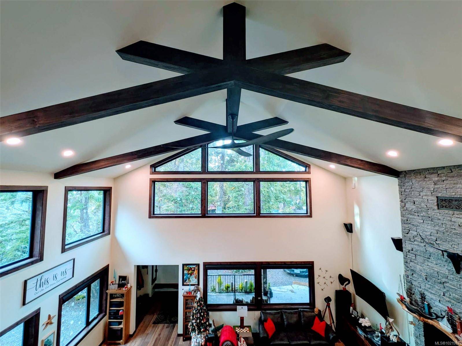 Ucluelet, BC V0R 3A0,1708 Rainforest Lane