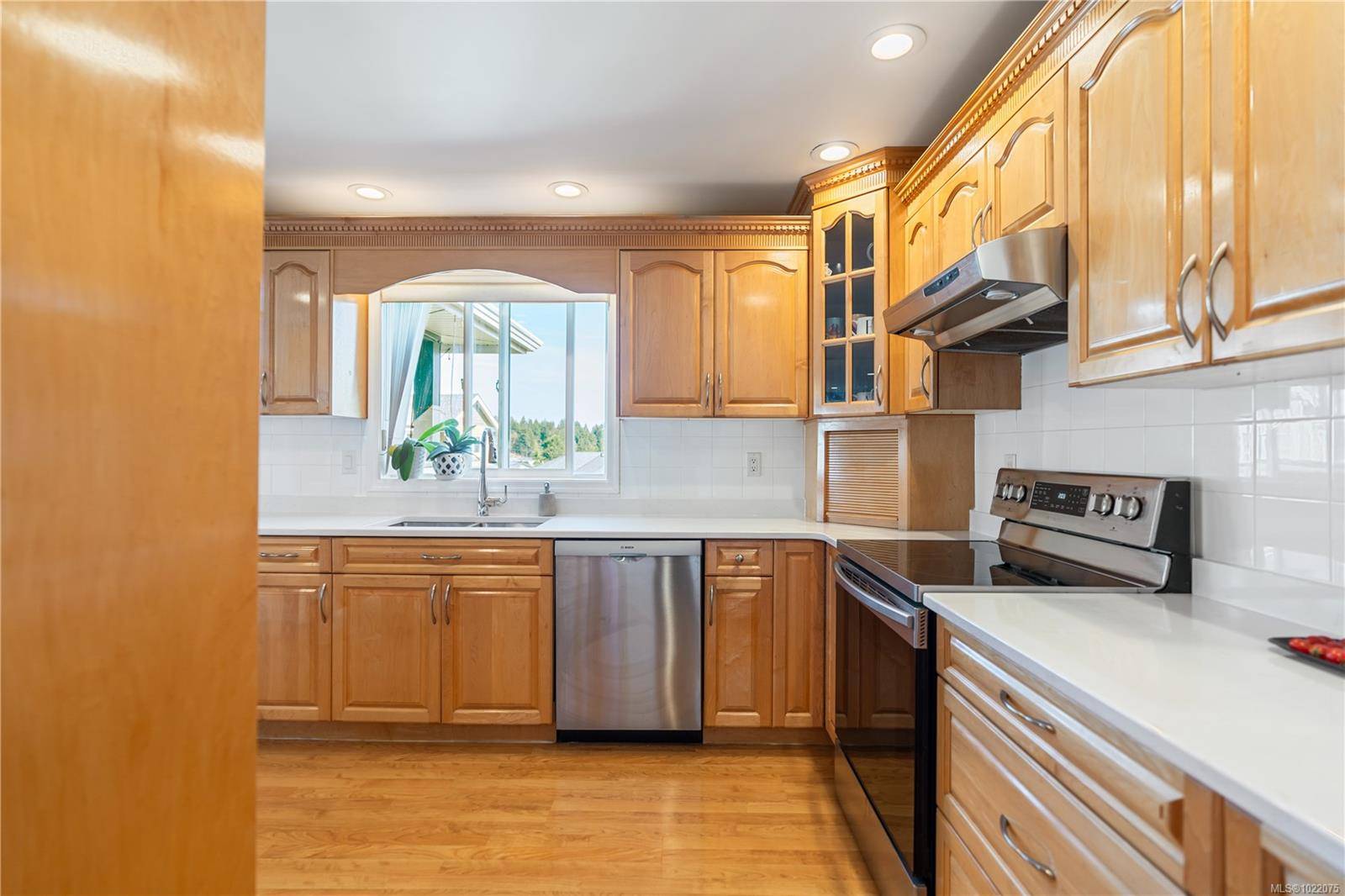 Langford, BC V9B 6N8,2234 Setchfield Ave