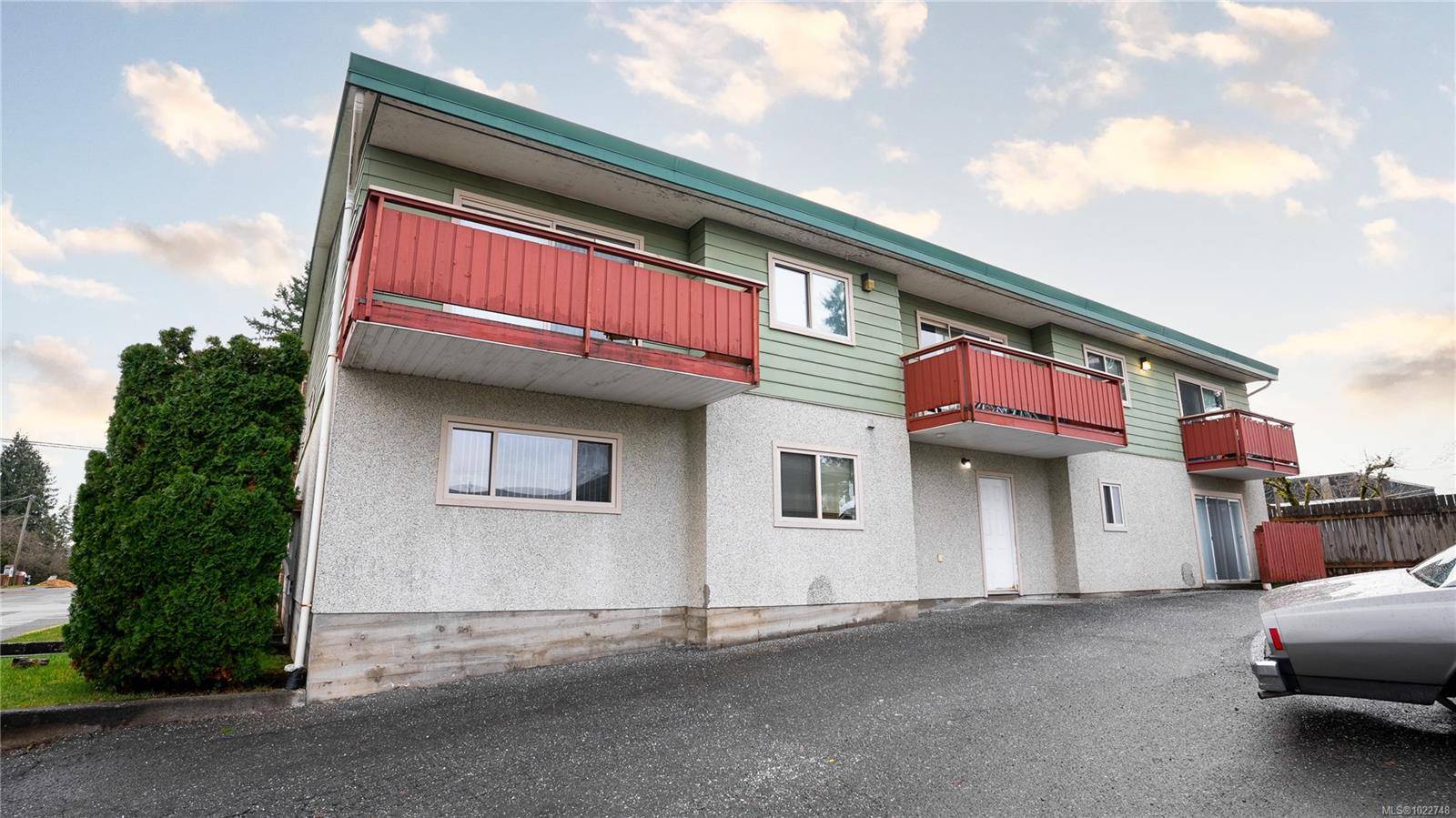 Courtenay, BC V9N 5R4,1067 Lewis Ave