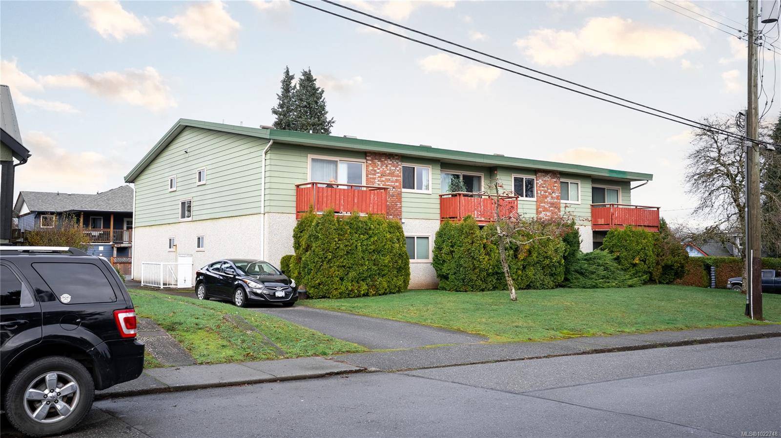 Courtenay, BC V9N 5R4,1067 Lewis Ave