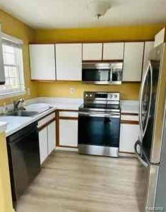 Clinton Township, MI 48038,16423 Claremont DR S