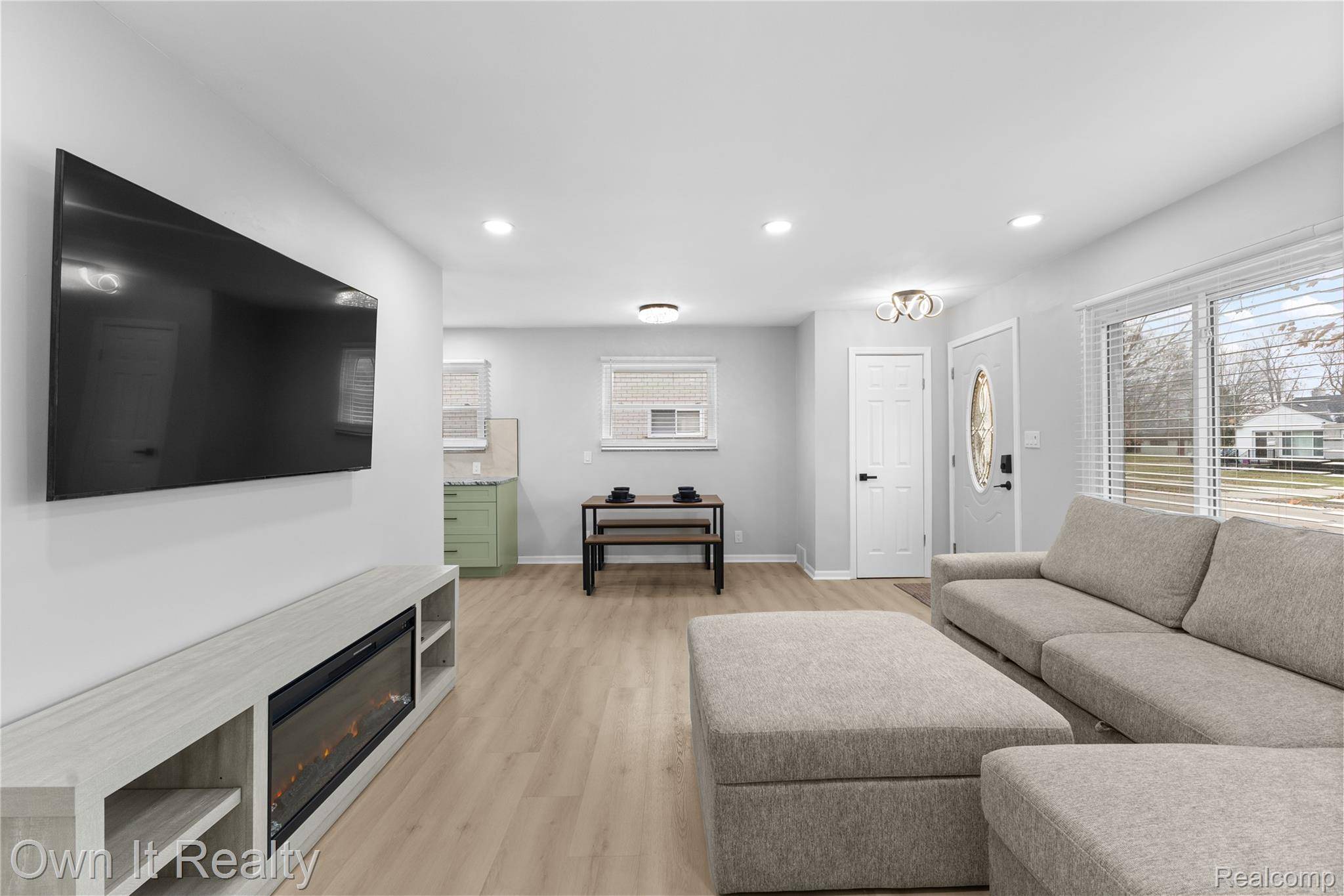 Livonia, MI 48150,31060 Westfield ST