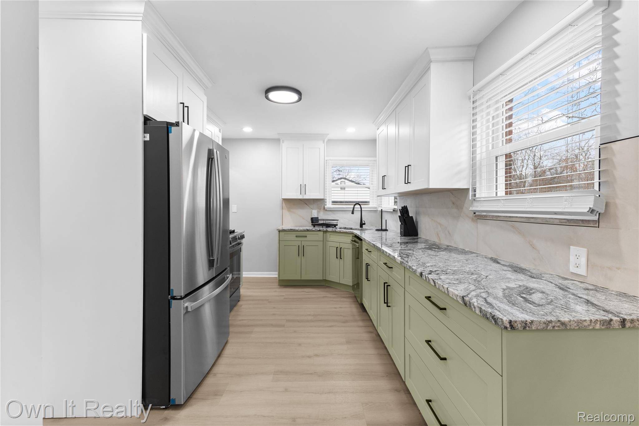 Livonia, MI 48150,31060 Westfield ST