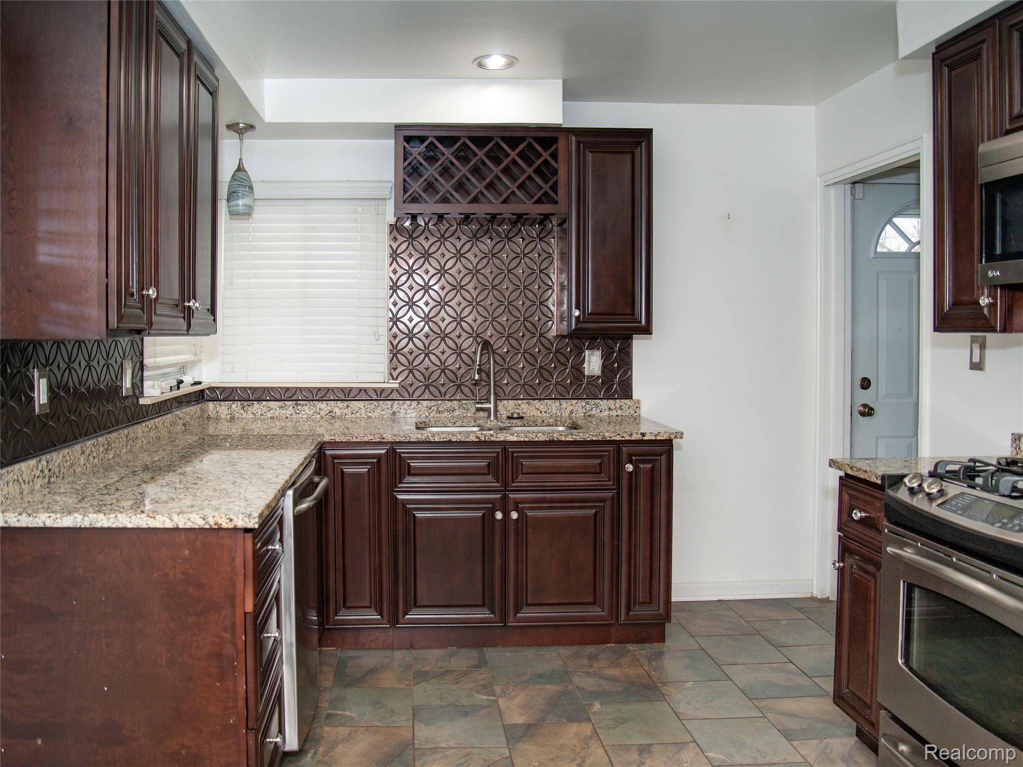 Redford, MI 48239,8812 Hemingway