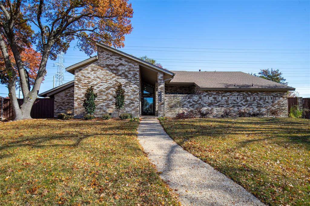 Dallas, TX 75248,17119 Skelton Place