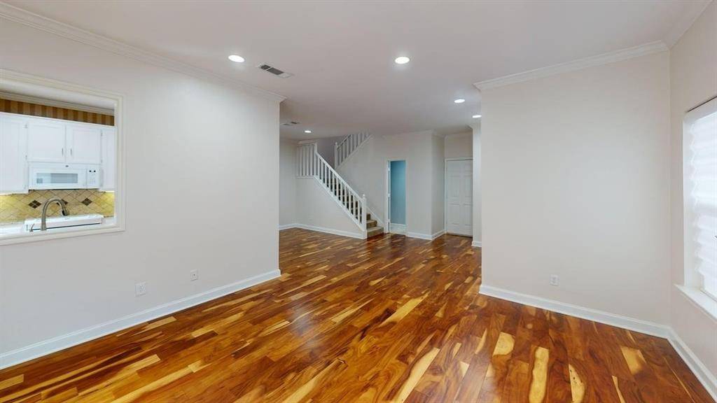 Dallas, TX 75252,5734 Remington Park Square