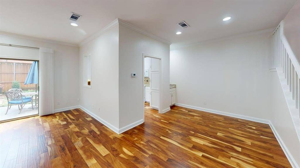 Dallas, TX 75252,5734 Remington Park Square