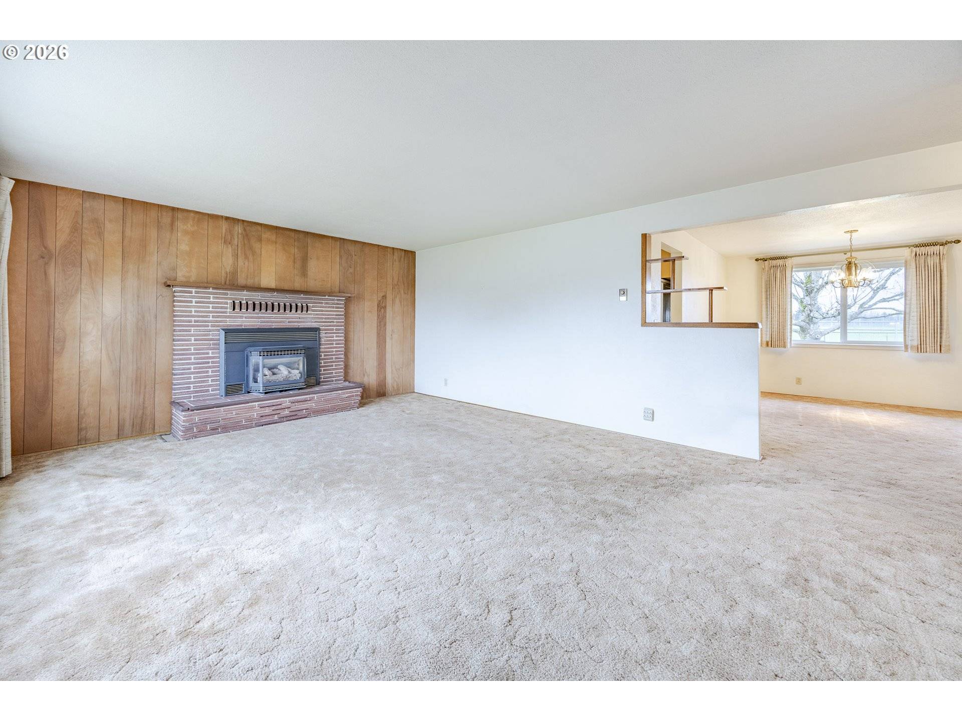 Eugene, OR 97402,1833 N DANEBO AVE