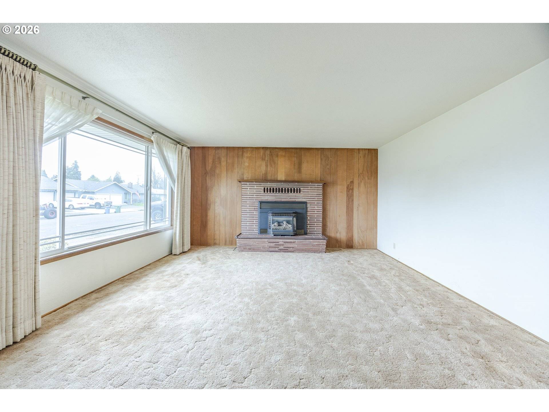 Eugene, OR 97402,1833 N DANEBO AVE