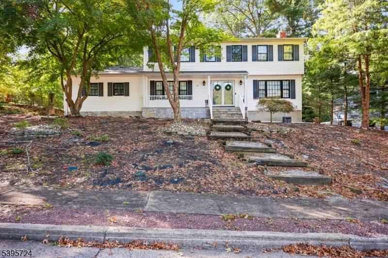 Marlboro Twp., NJ 07746,34 Brookside Cir