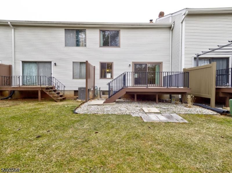 Hillsborough Twp., NJ 08844,898C Merritt Dr #C