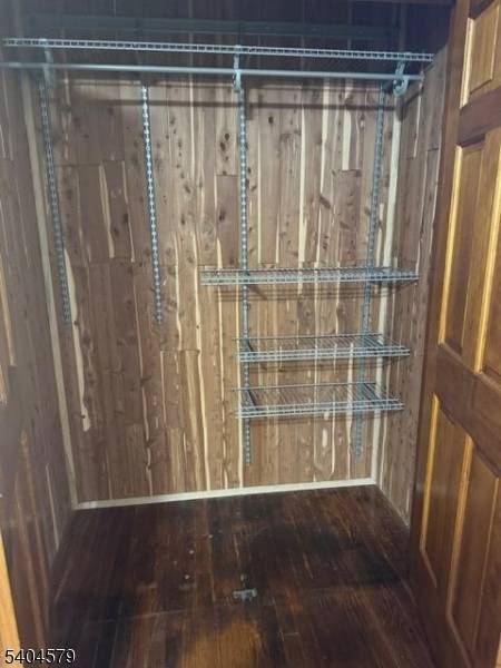 Kearny Town, NJ 07032,29 Devon Ter #2