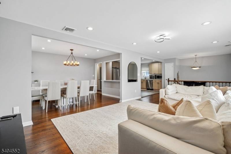 Union Twp., NJ 07083,2389 Steuben St