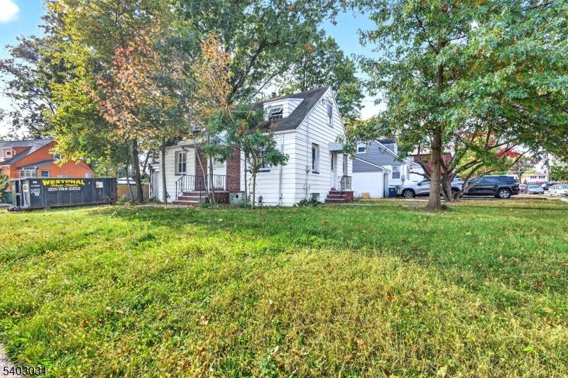 Roselle Boro, NJ 07203,400 Douglas Rd