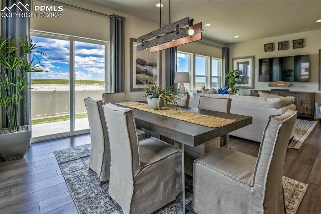 Colorado Springs, CO 80925,5373 Devers CT