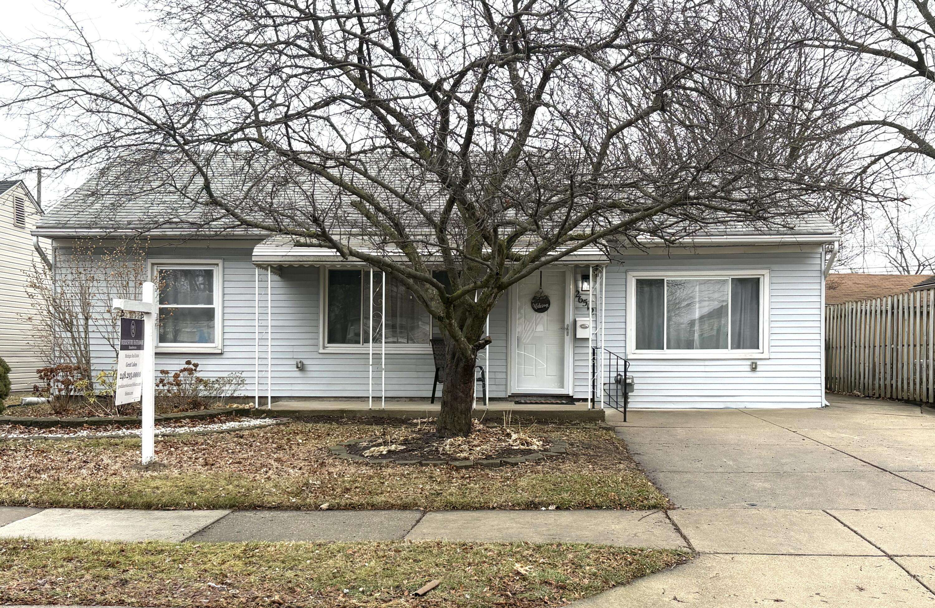 Roseville, MI 48066,26512 Kathy ST
