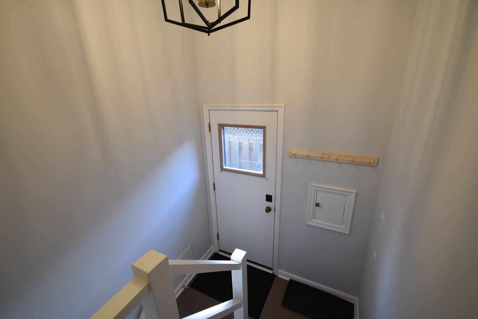 Toronto C13, ON M4A 2A8,75 Sloane (Lower) AVE