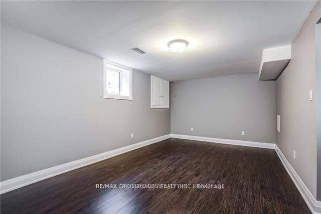 Oshawa, ON L1H 7E4,133 Labrador DR #Bsmt