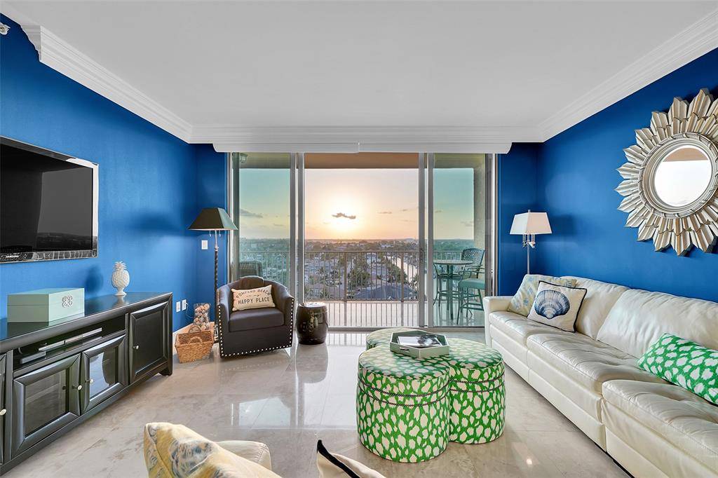 Pompano Beach, FL 33062,821 N Riverside Dr #PH2