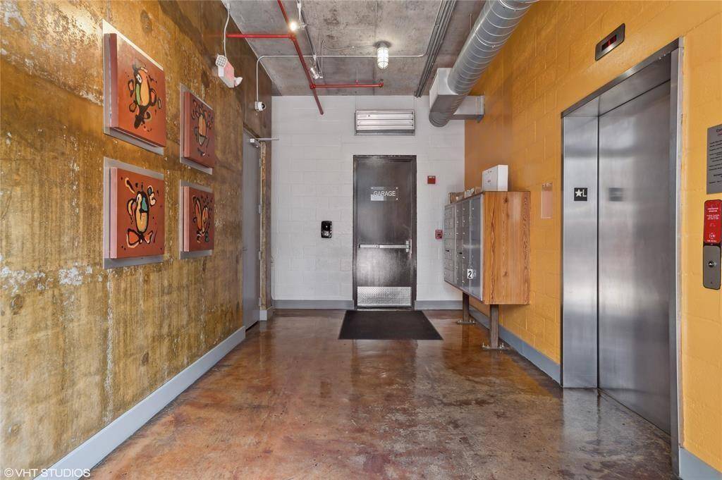 Fort Lauderdale, FL 33301,434 NW 1st Ave #302