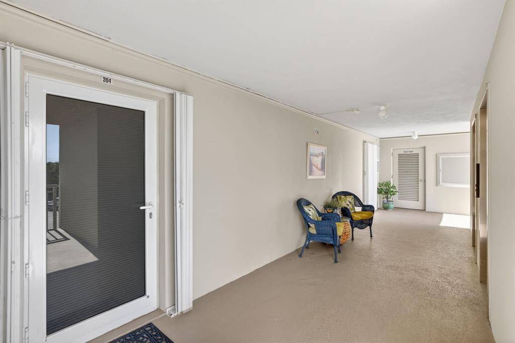 Pompano Beach, FL 33062,2611 N Riverside Dr #304