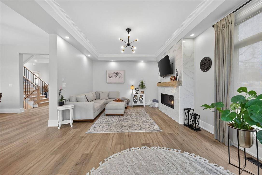 Haldimand, ON N3W 1C8,397 Caithness ST E