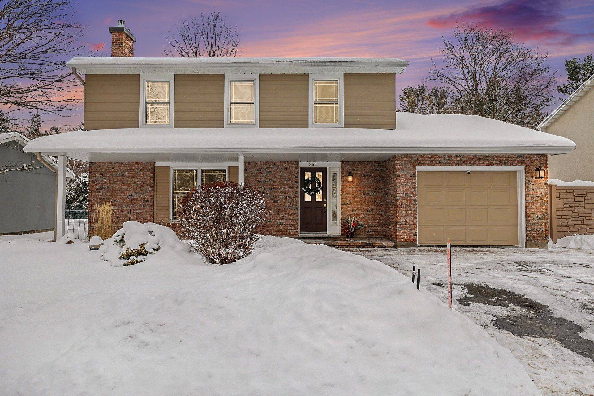 South Of Baseline To Knoxdale, ON K2H 8N7,265 McClellan RD