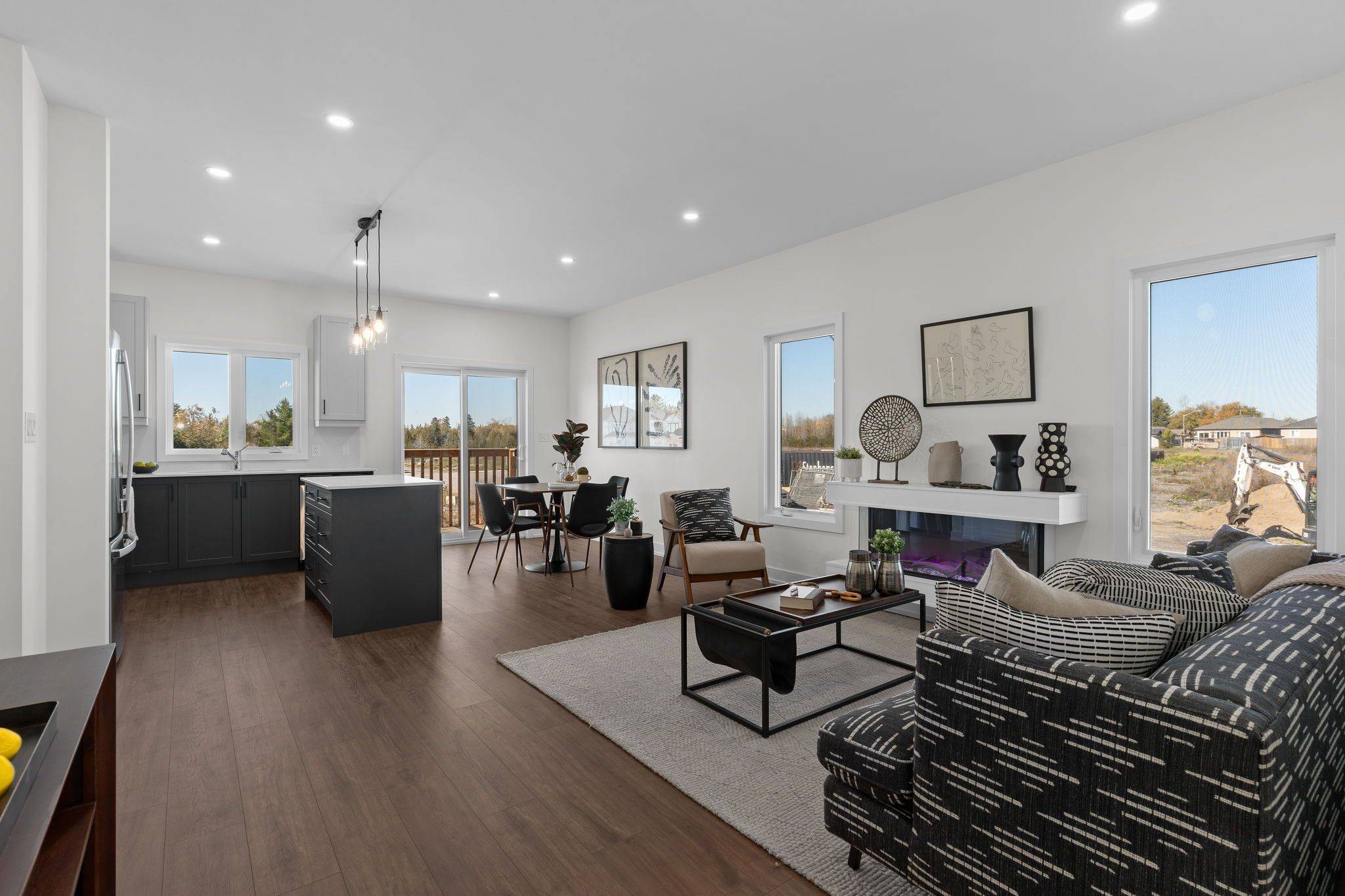 Loyalist, ON K0H 2H0,55 Creighton DR