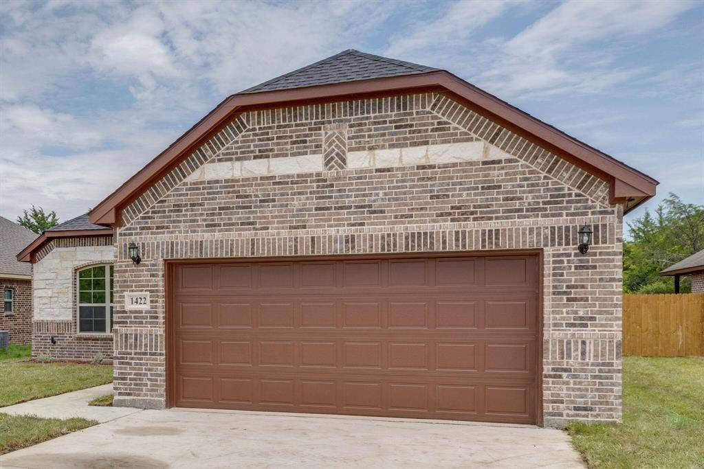 Grand Prairie, TX 75051,1422 Avenue C