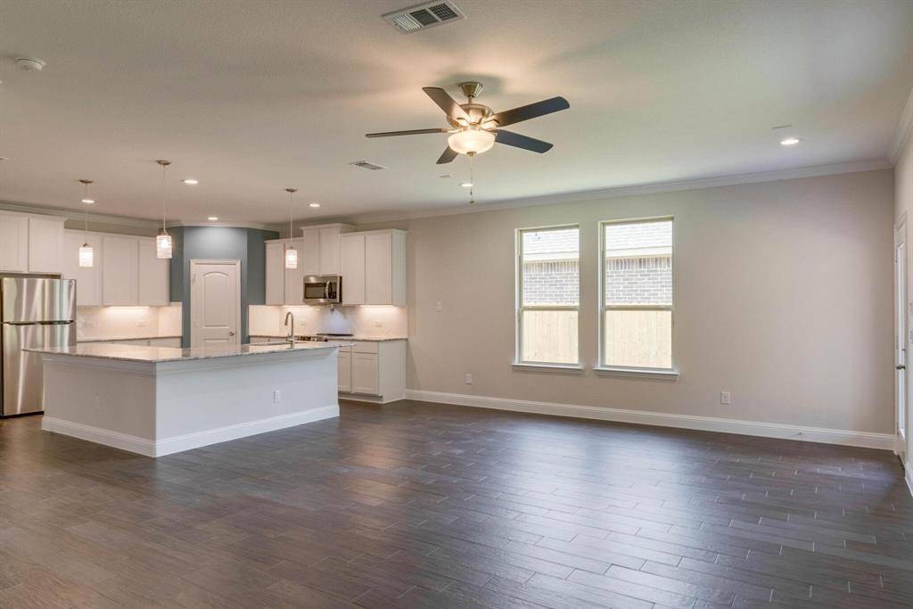 Grand Prairie, TX 75051,1422 Avenue C