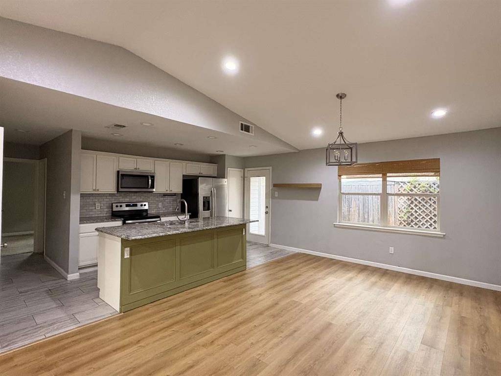 Plano, TX 75075,1400 Meadowcrest Drive