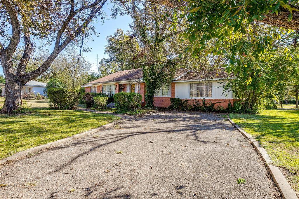 Meridian, TX 76665,703 E Morgan