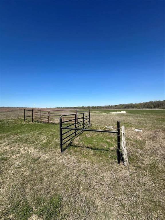 Hubbard, TX 76648,1137 County Road 3373