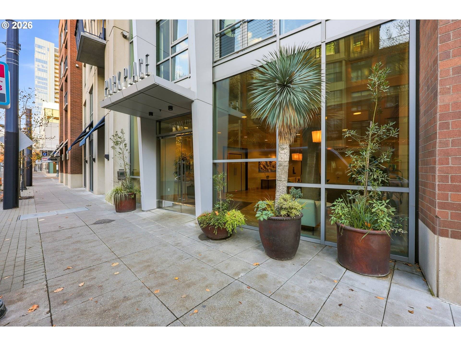 Portland, OR 97209,922 NW 11TH AVE #305