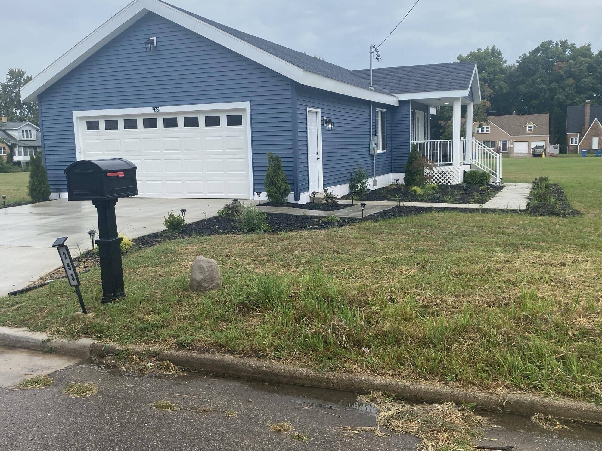 Battle Creek, MI 49037,253 Greenwood AVE