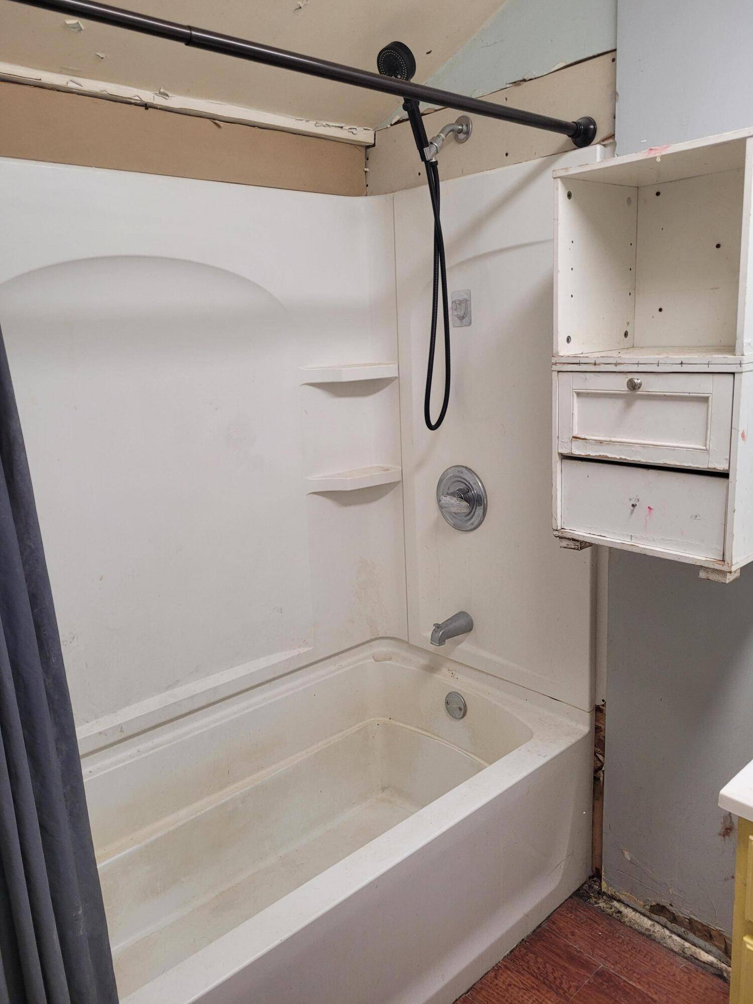 Homer, MI 49245,305 E Adams ST