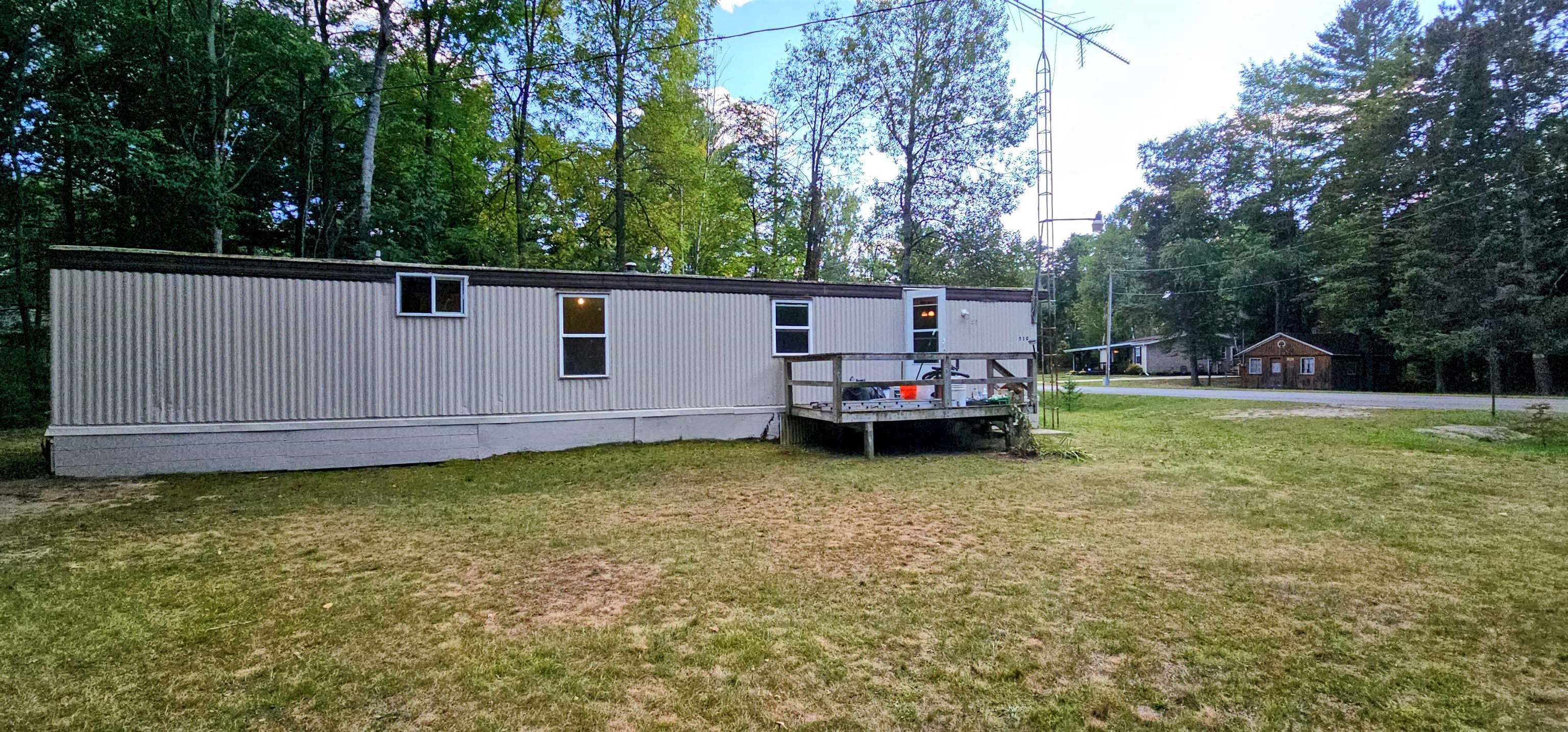 Gladwin, MI 48624,510 Birch ST