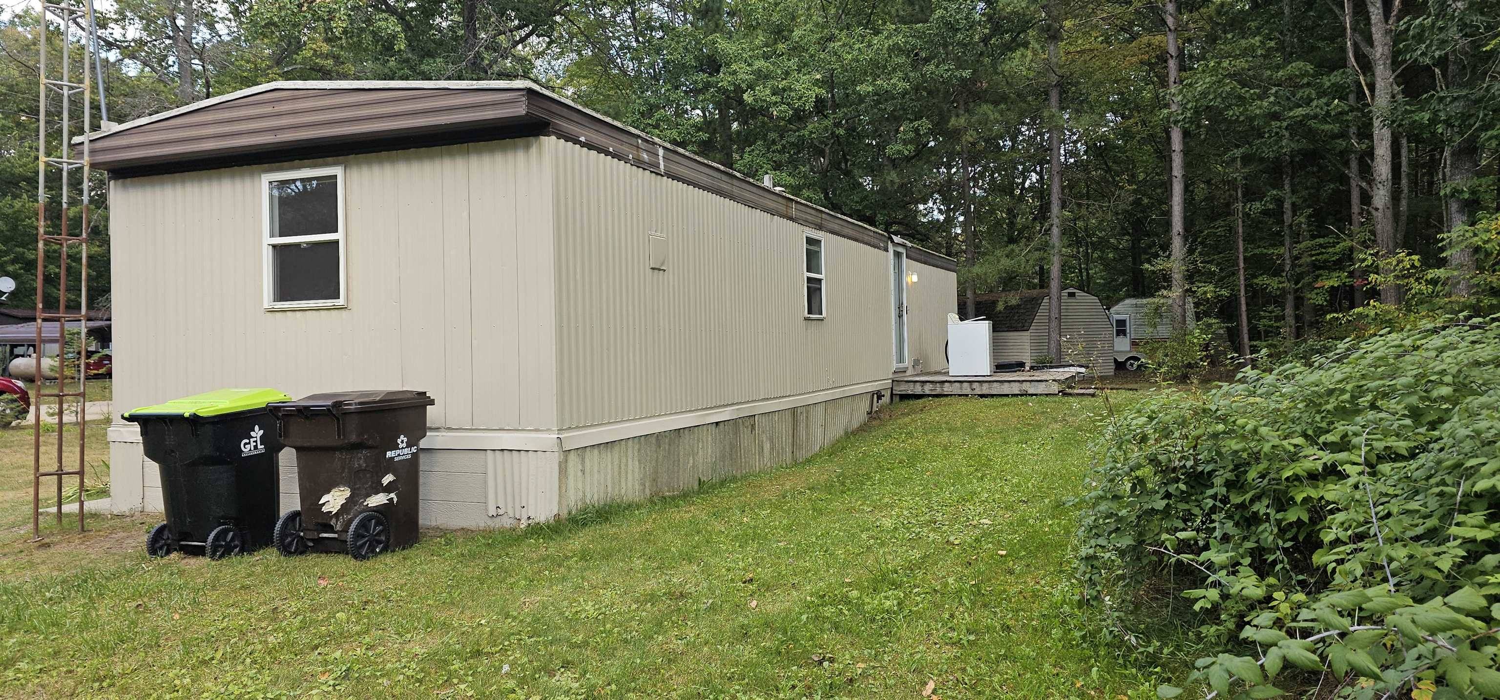 Gladwin, MI 48624,510 Birch ST