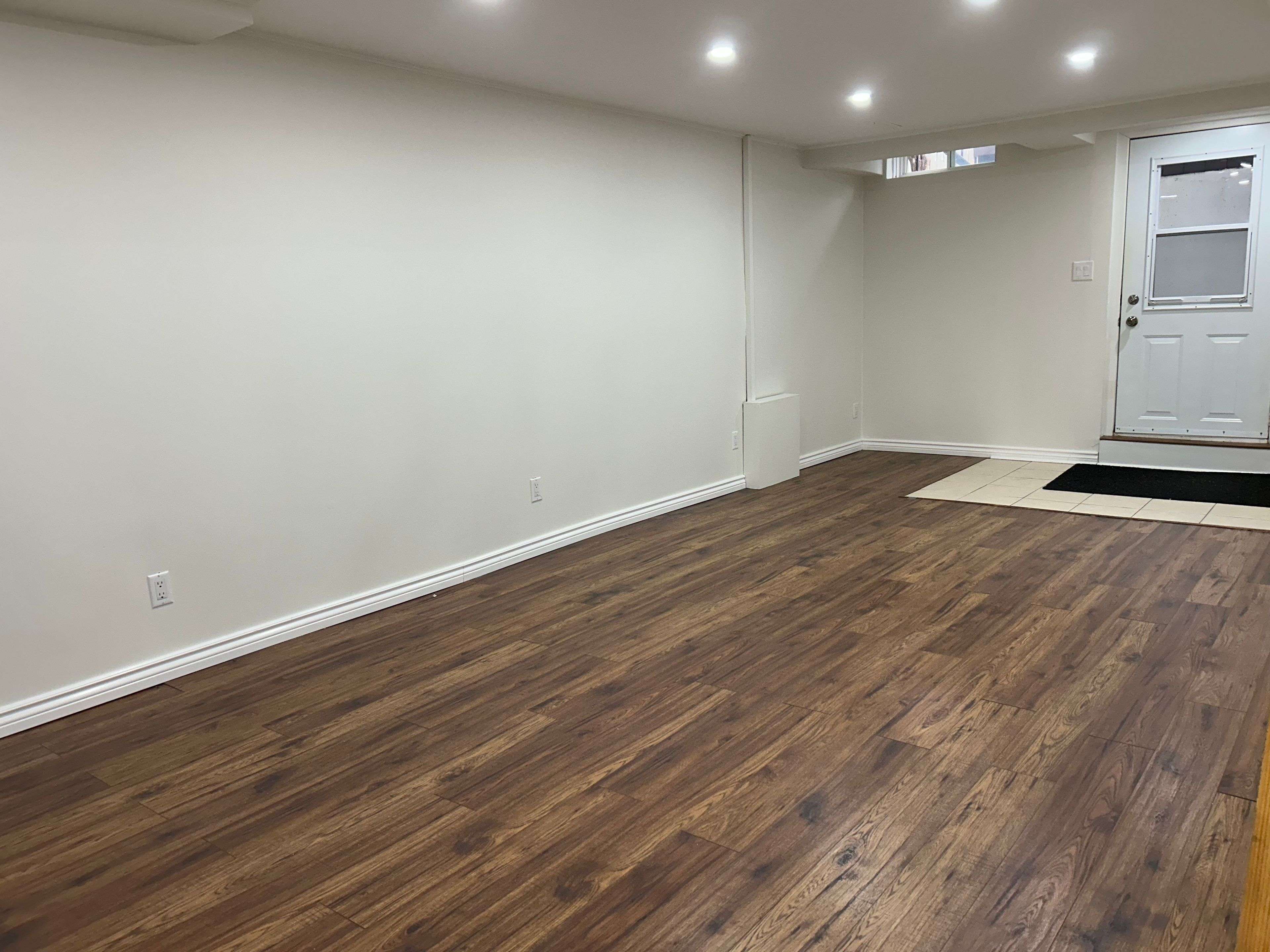 Ajax, ON L1S 3Y3,2-7 Empson CT