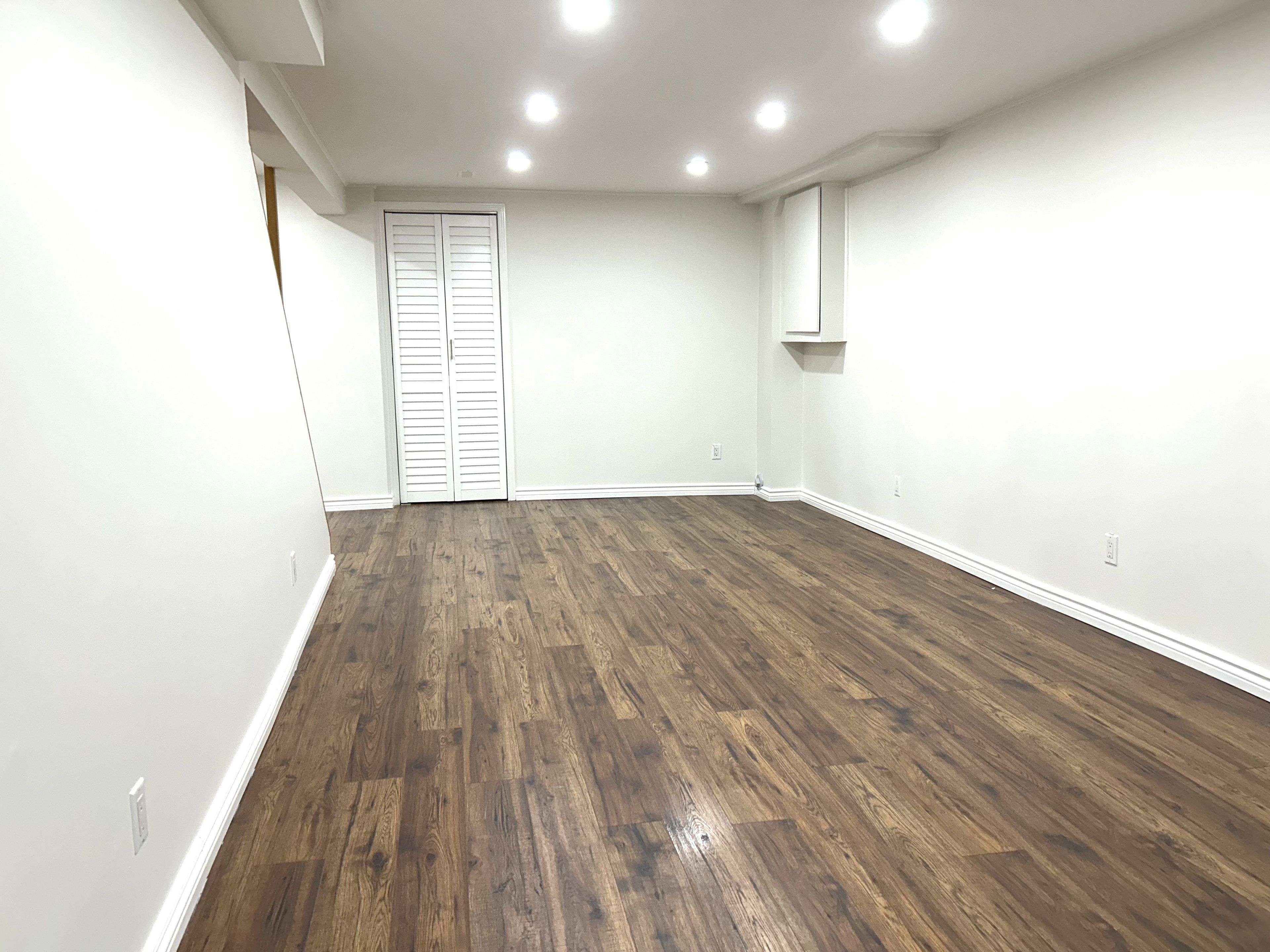 Ajax, ON L1S 3Y3,2-7 Empson CT