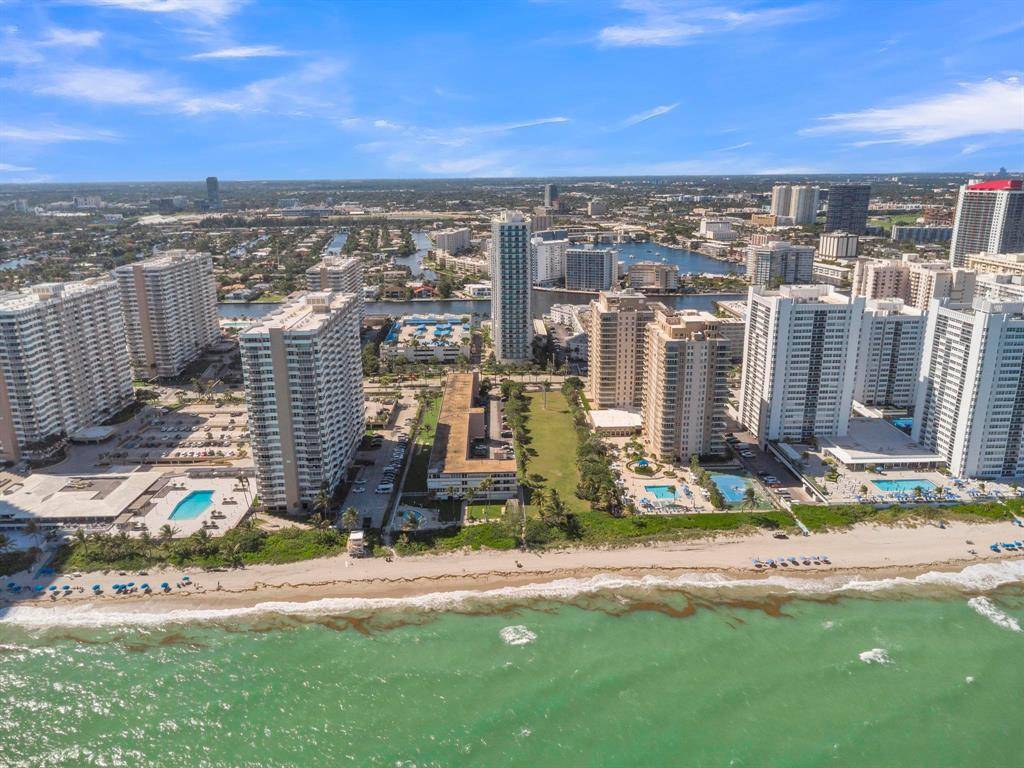 Hallandale Beach, FL 33009,1945 S Ocean Dr #502