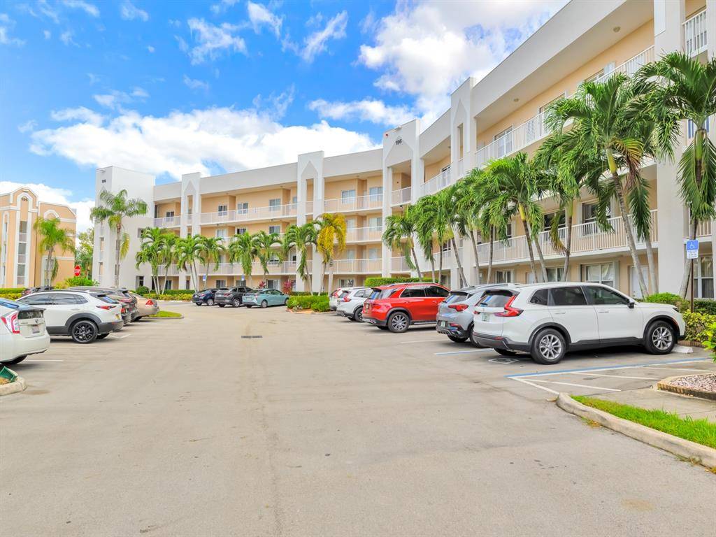 Sunrise, FL 33322,10133 NW 24th Pl #407