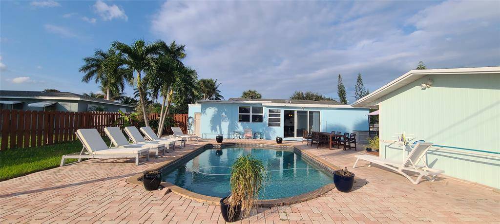 Palm Springs, FL 33461,321 Mid Pines Road