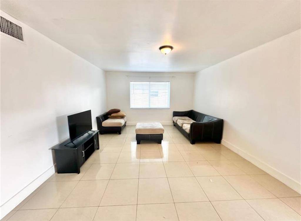 Fort Lauderdale, FL 33312,1548 SW 5th Pl #2