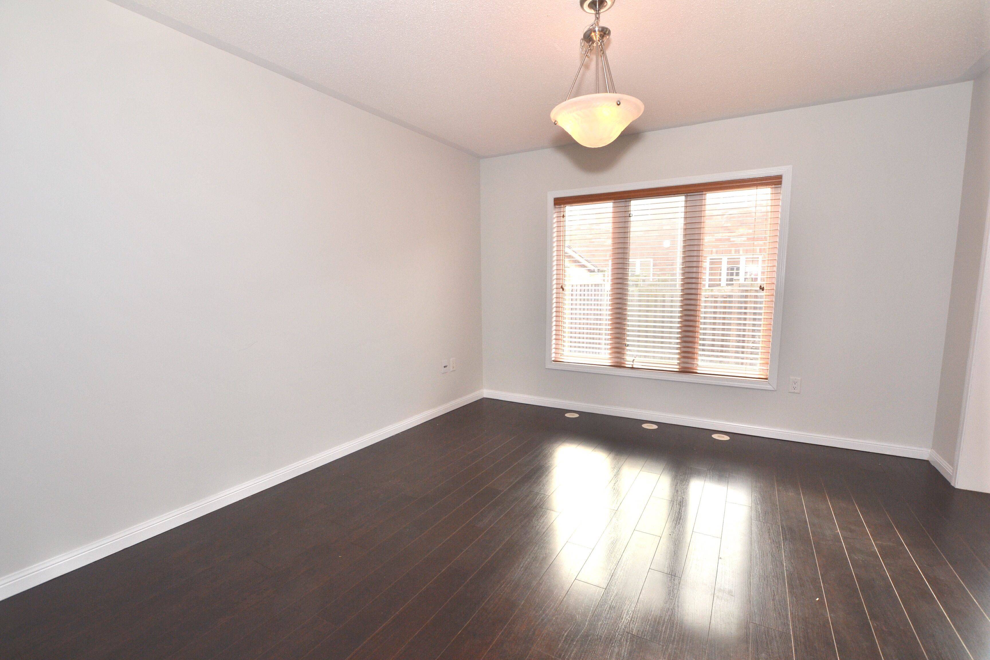 Milton, ON L9T 0P5,354 Prosser CIR