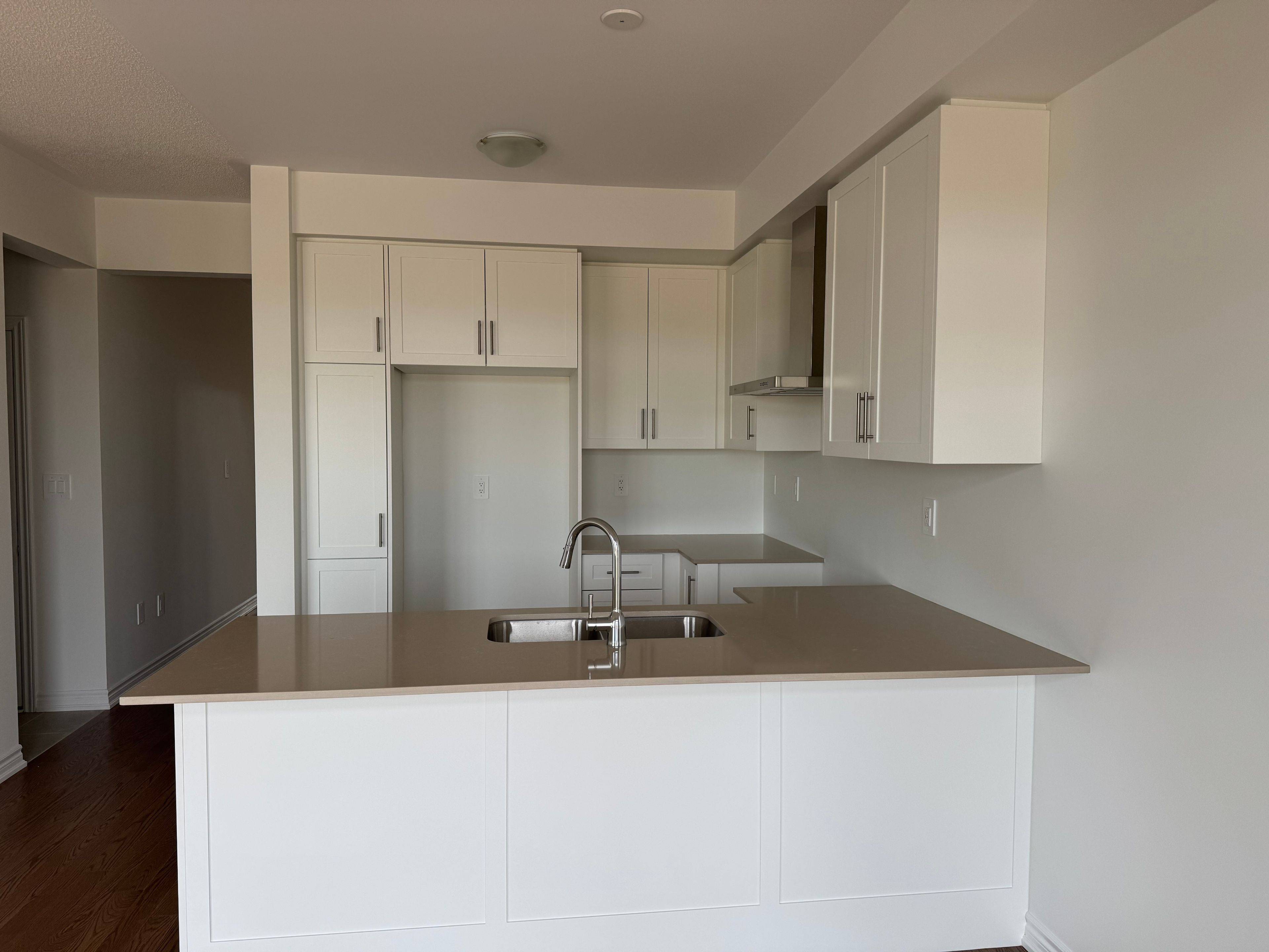 Milton, ON L9E 2G6,1583 Savoline BLVD