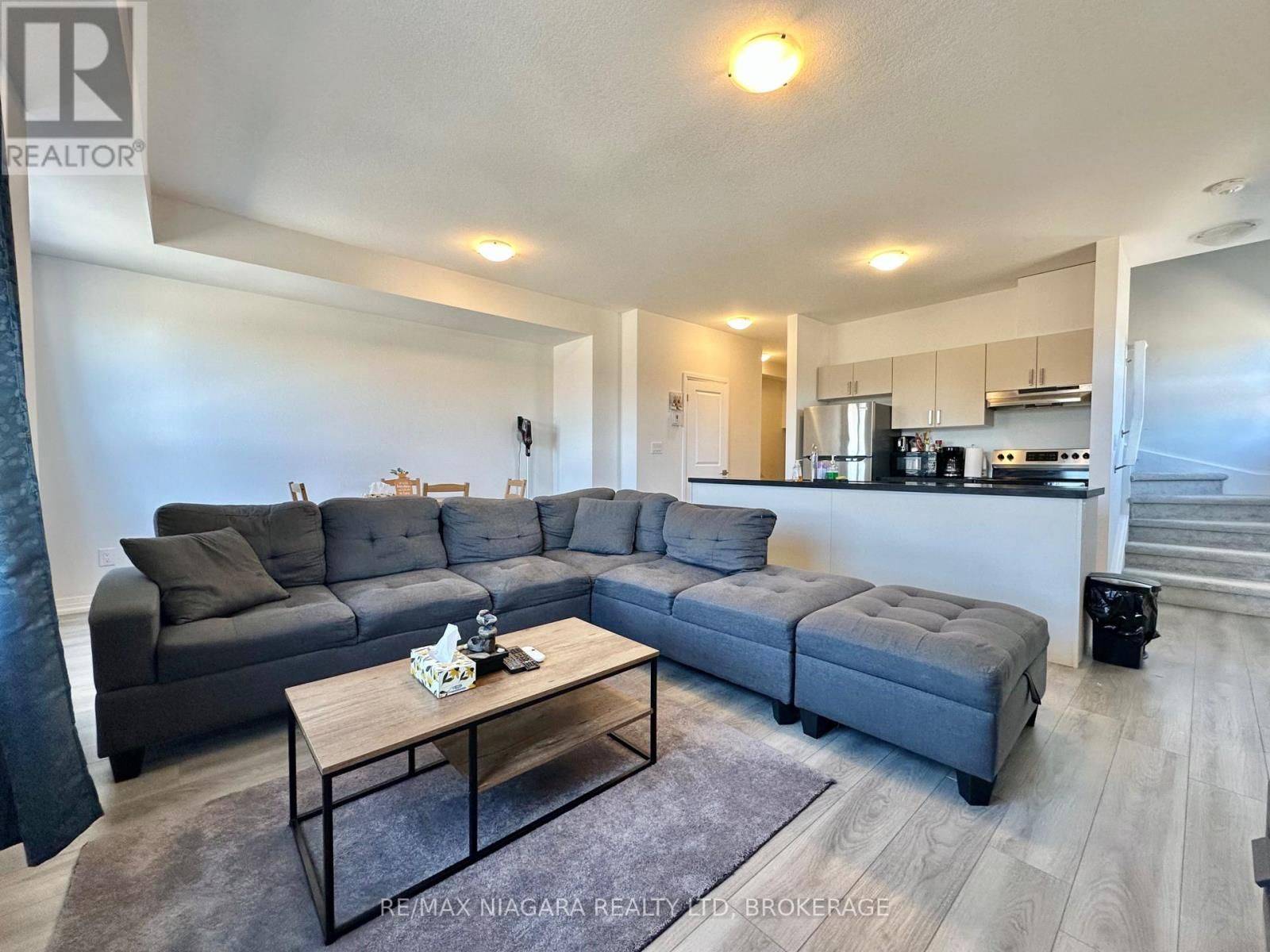 Niagara Falls, ON L2E 0C1,6705 Cropp ST #43