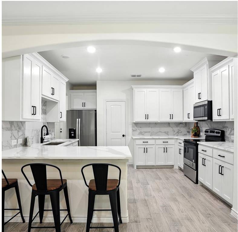 Gainesville, TX 76240,1118 S Grand Avenue